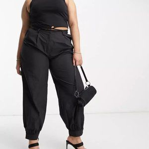 NWT Extro & Vert Size 16 cuffed parachute pants BLACK
